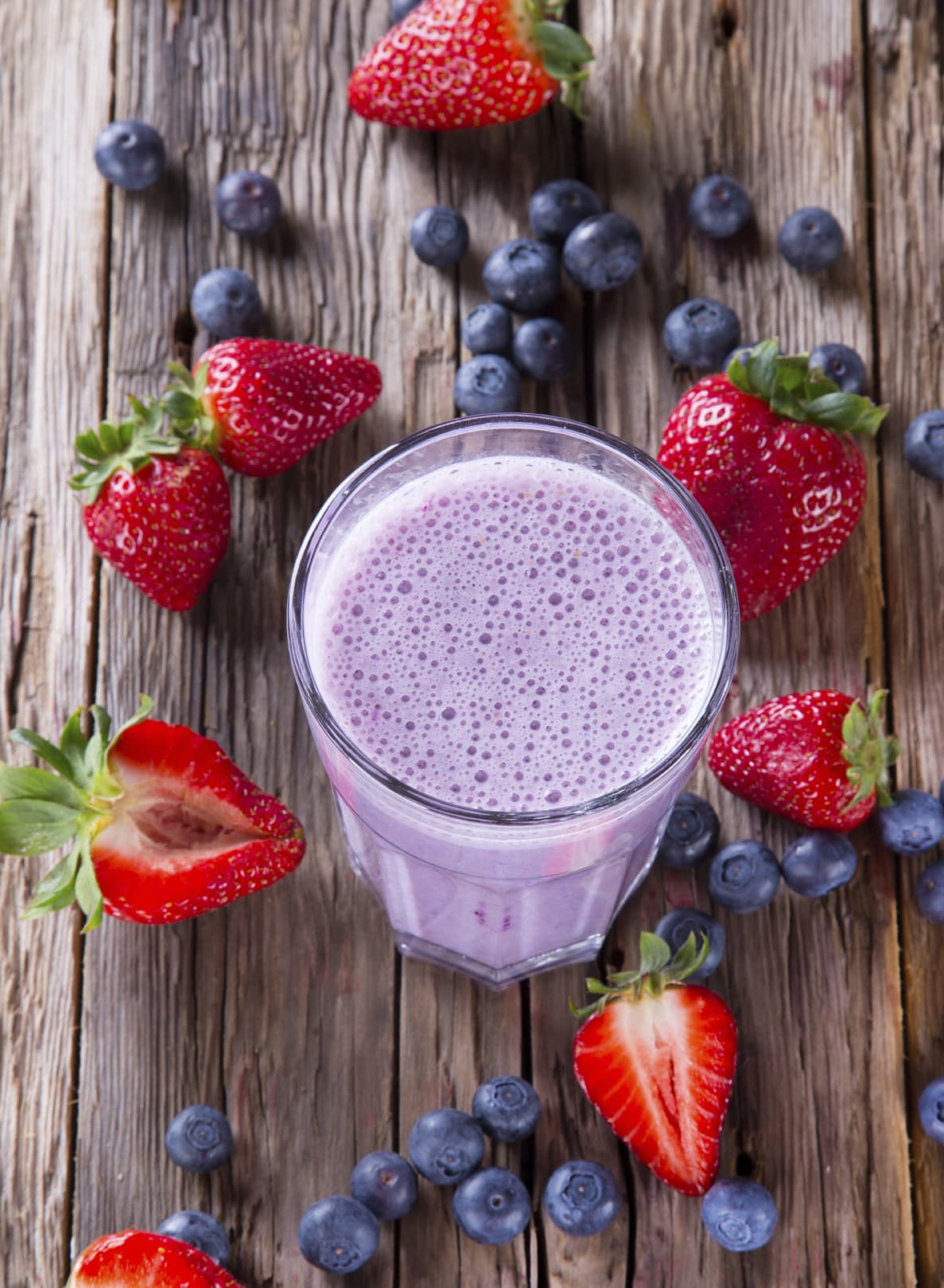 Get festive with this healthy Red, White, and Blueberry Smoothie recipe!