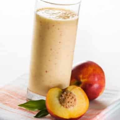 Eat this delicious, thick and creamy dessert-like smoothie minus all the fat, calories and added sugars! You will feel full and full of energy.