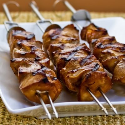 These delicious protein packed asian chicken kabobs are perfect for your next barbecue, family meal or dinner party! The flavor is delicious and the marinade is so easy to make!