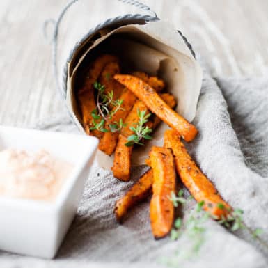 This delicious, healthy fries are made with sweet potatoes and dipped in spicy chipotle sauce. This low-calorie fries recipe is the perfect side dish for your next family dinner!