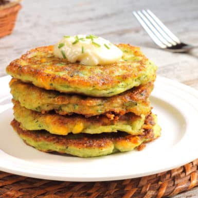 A healthy, protein packed vegetarian side dish, these zucchini cakes are so easy to make and warm!