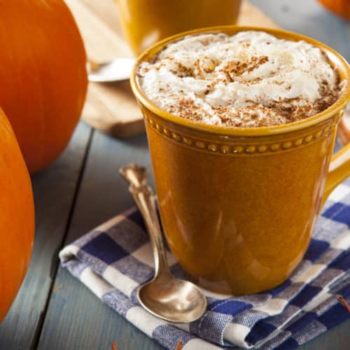 Try this homemade pumpkin spice latte that's healthier--and tastier!--than the original! #PSL #recipe