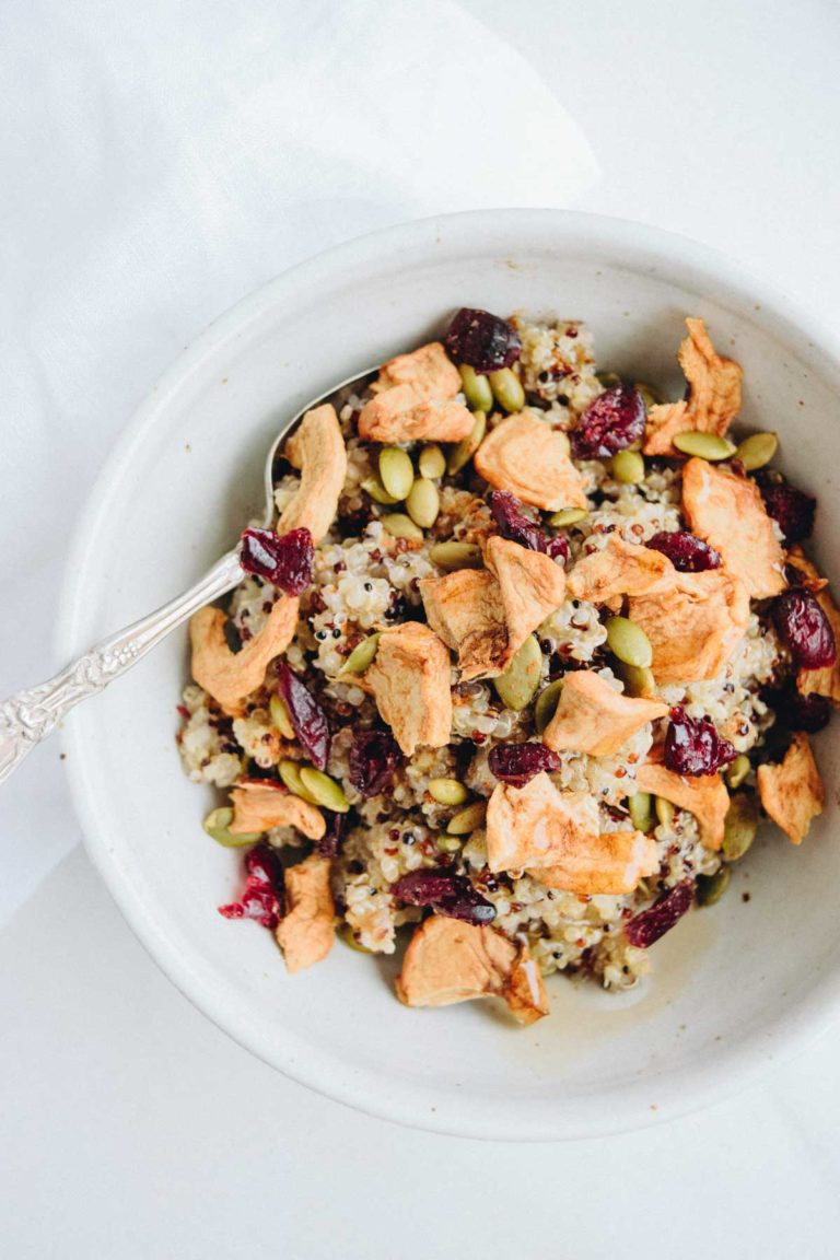 Never had quinoa for breakfast? You'll emotion  this cinnamon pome  quinoa recipe.