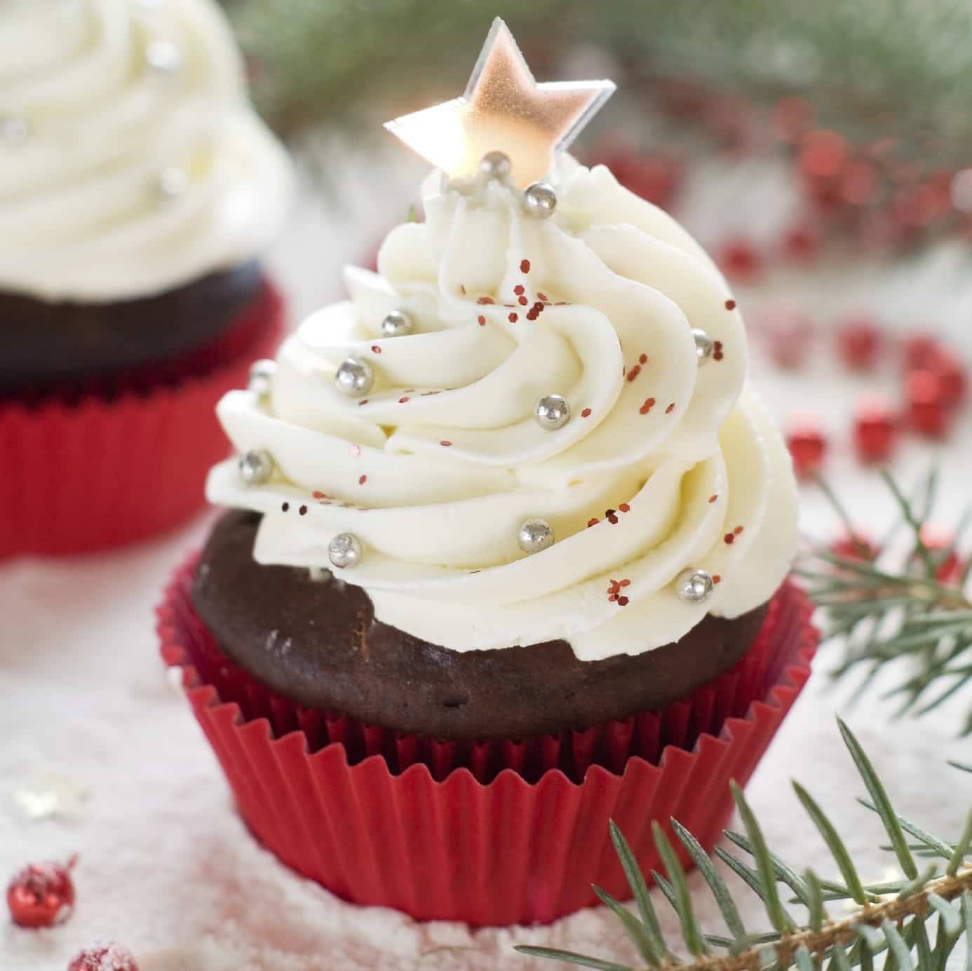 gingerbread cupcakes with cream cheese frosting.