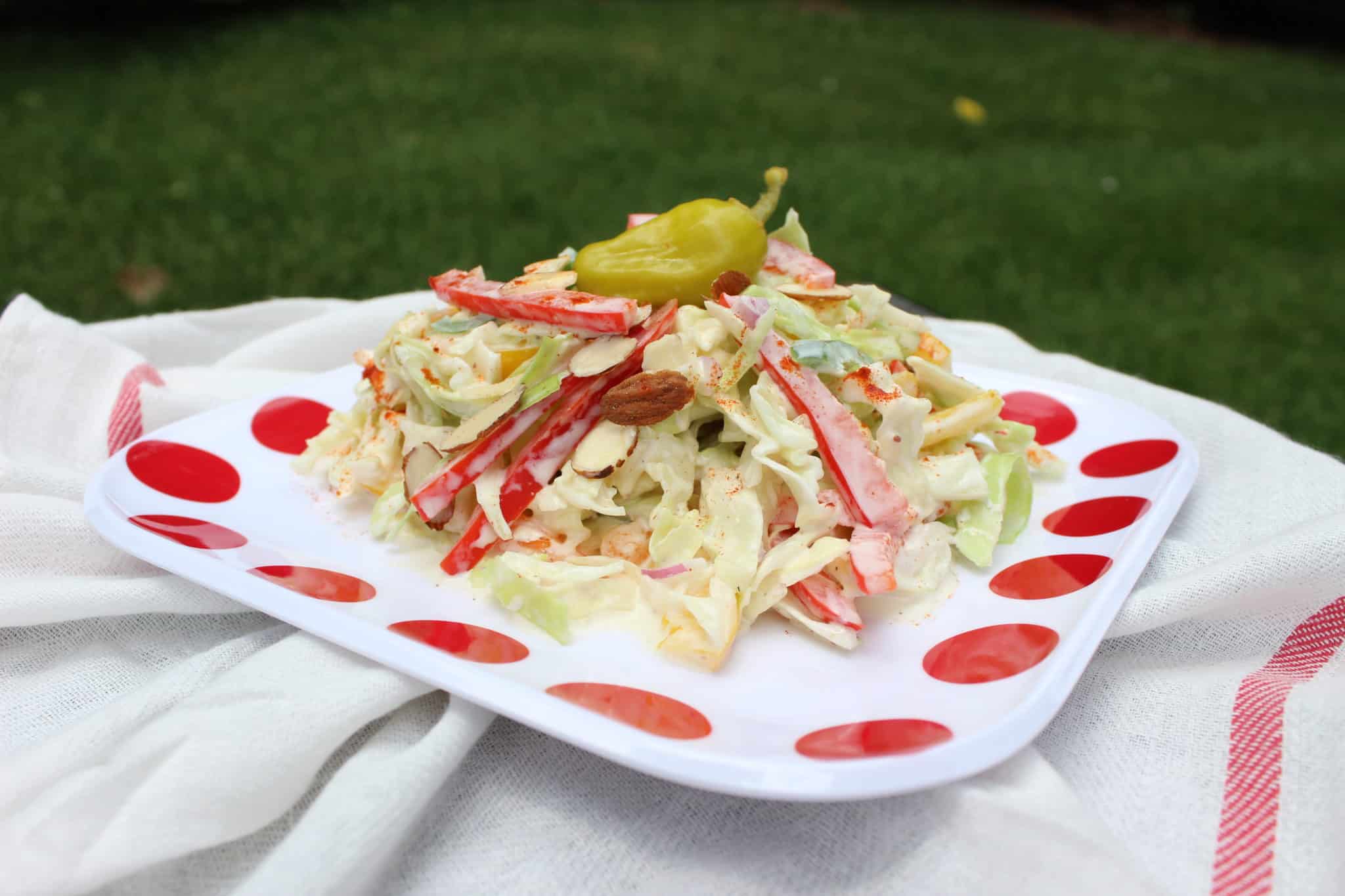 Make this simple, tasty capsicum  slaw look    arsenic  a low-calorie broadside  crockery  with a small  crunch and kick!