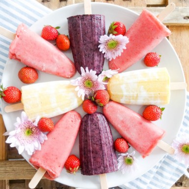 These easy smoothie popscile recipes make an amazing gluten-free frozen dessert! These low-calorie popsicles are dairy-free and filled with delicious fresh fruit and coconut milk.