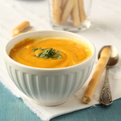 Score big this Monday night with a new hearty and healthy roasted sweet potato soup recipe to keep cheering loud all game long. #meatlessmondaynight