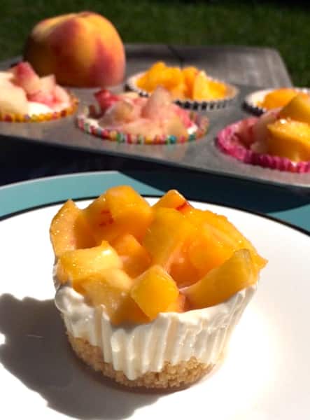 These easy frozen peach parfait cups take under 10 minutes to prep and taste like a frozen peach cobbler but are low-calorie and low-fat!