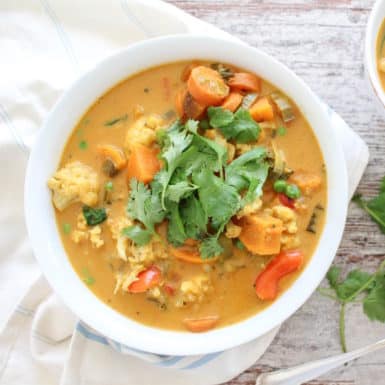 Want to spice up your dinner repertoire? Try this healthy and delish Thai curry recipe for cool fall and winter nights!