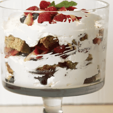 Simple, delicious and stunning: try this triple berry trifle dessert for Easter!