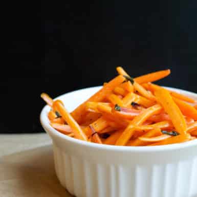 Never tried carrot fries? Well, you have to now. Super easy, 5 ingredients and seriously good. #fries #recipe
