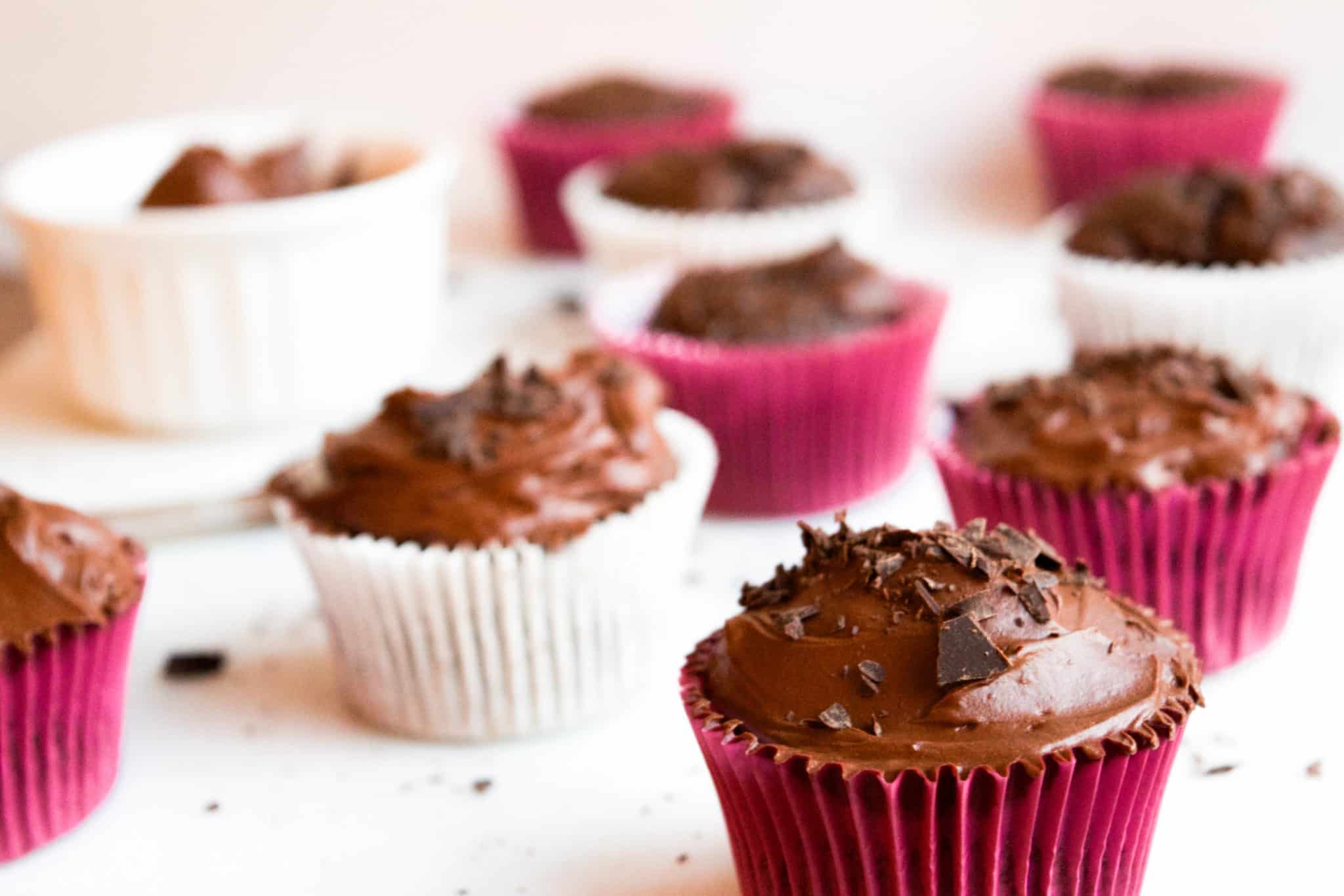 Yes You Can enjoy a moist and delicious cupcake with this simple, healthy chocolate cupcake recipe that everyone will love!