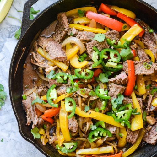 Try these paleo beef fajitas for a healthy 30-minute, one-pot dinner. #glutenfree #dairyfree #paleo #whole30