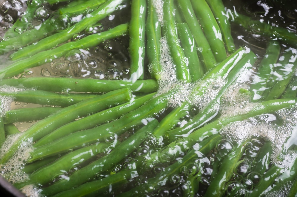 green beans boiling