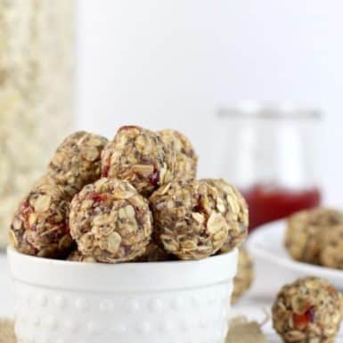 A yummy 4-ingredient snack recipe perfect to satisfy any midday hunger while staying healthy!