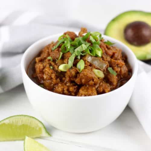 Check out this delicious, perfect-for-Fall, healthy, slow-cooker pumpkin chili!