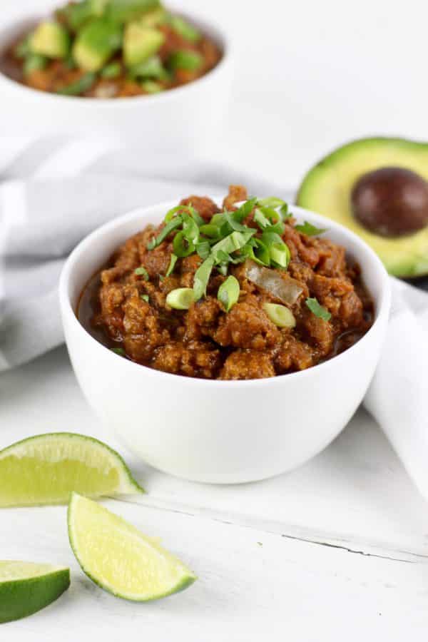 Check out this delicious, perfect-for-Fall, healthy, slow-cooker pumpkin chili!