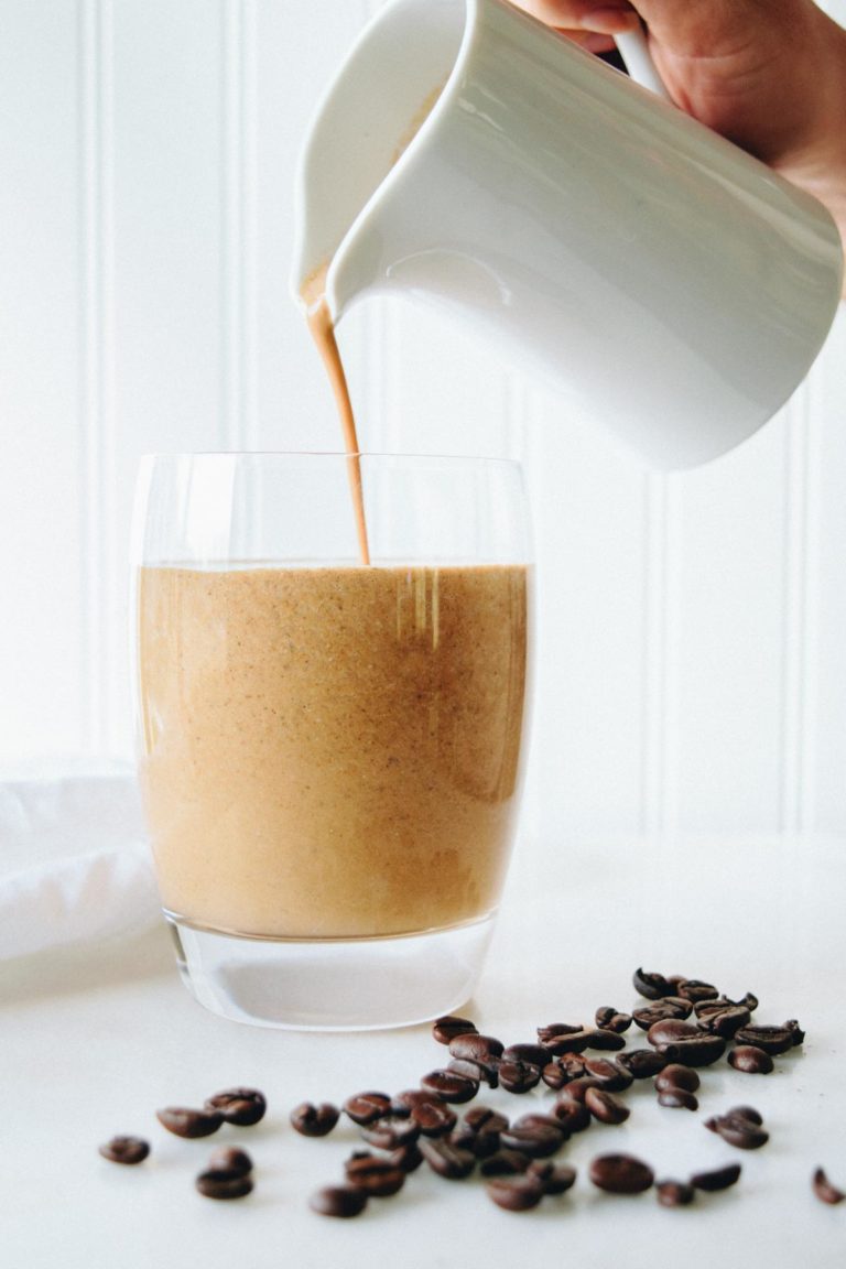 This nutty nespresso frappe is packed with healthy ingredients for a delightful coffee break.