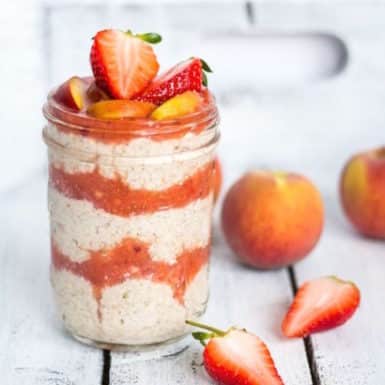 Check out this delicious breakfast recipe for Raw Strawberry Peach Buckwheat Porridge! It's the perfect healthy, hearty, delicious way to start your day!