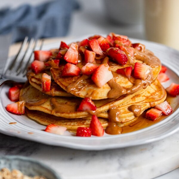 3 ingredient pancakes with berry topping