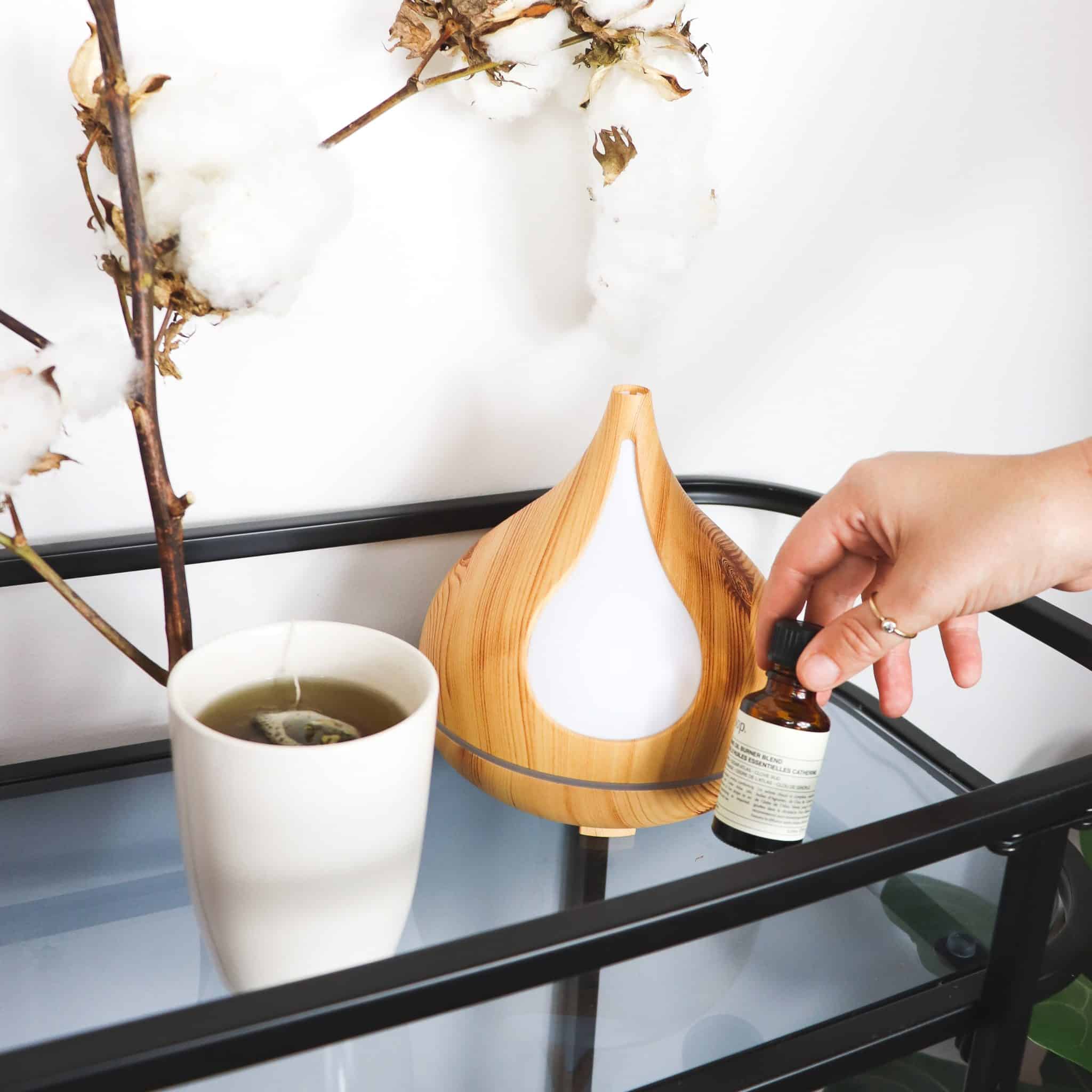 photo of essential oil aromatherapy diffuser
