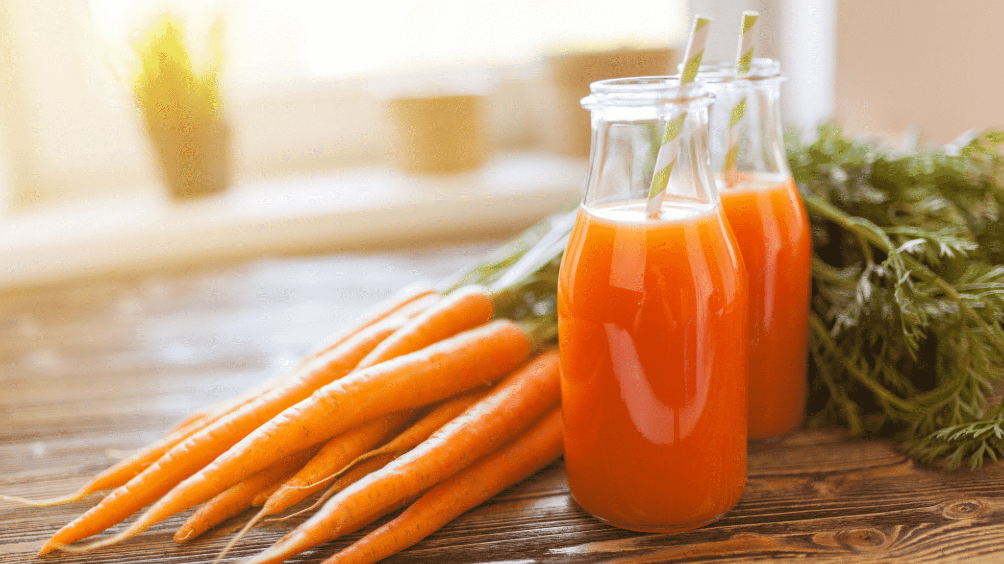 carrots and orange juice in 2 cups