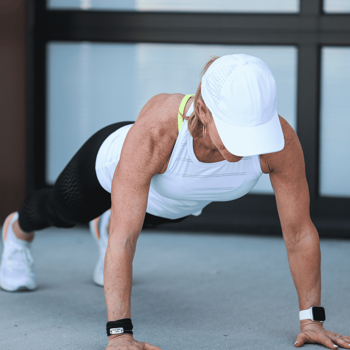 6 BEST Plank Exercises to Blast Fat - Get Healthy U | Freytag