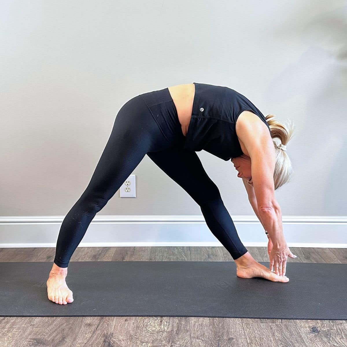 10 Stretches to Improve Flexibility Over 50