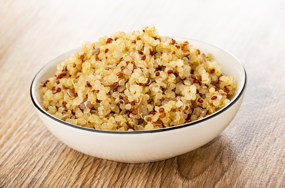 A bowl of boiled quinoa.