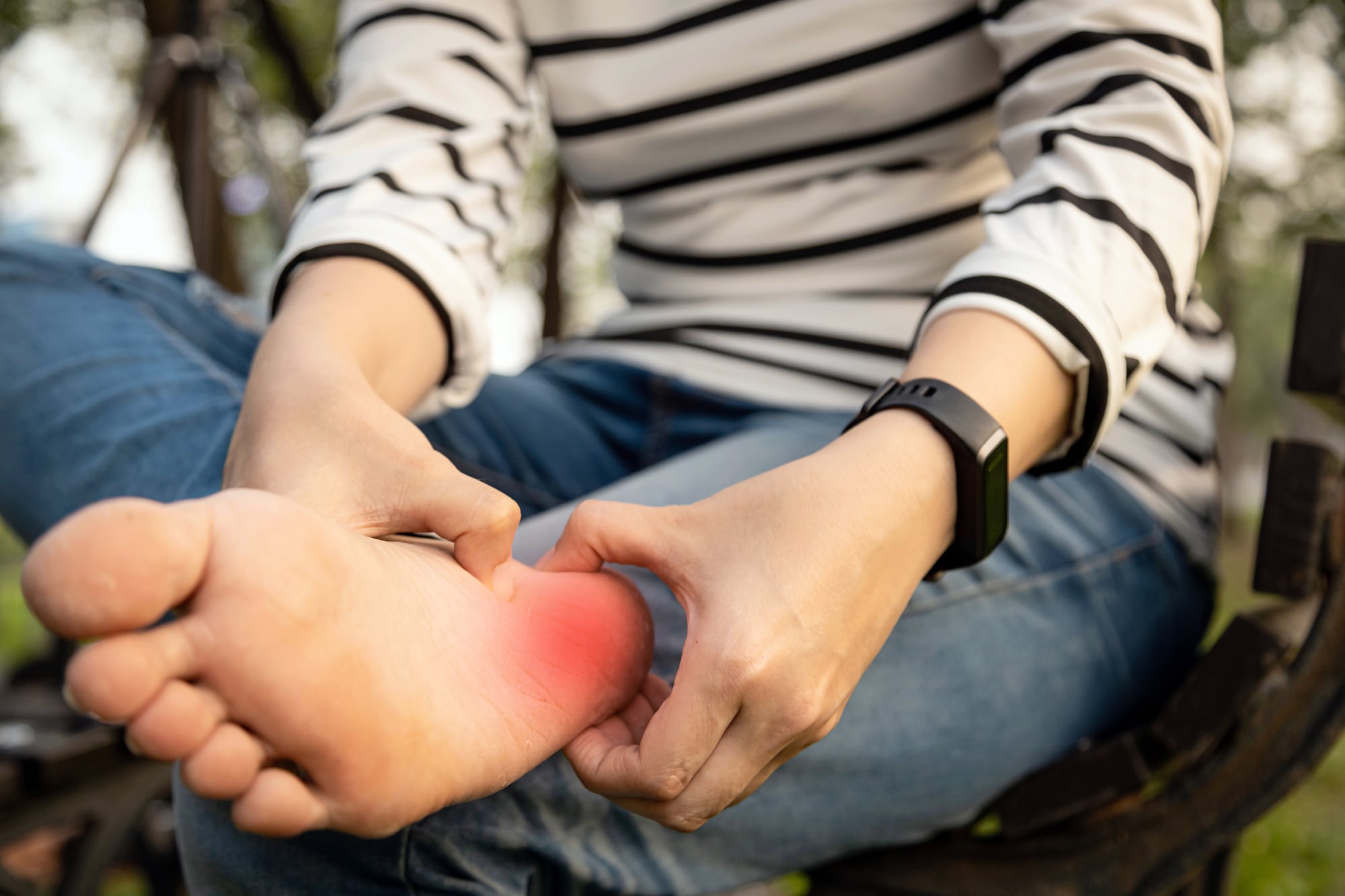 Plantar Fasciitis is a Ache (Actually) — These 7 Foot Stretches Can Assist