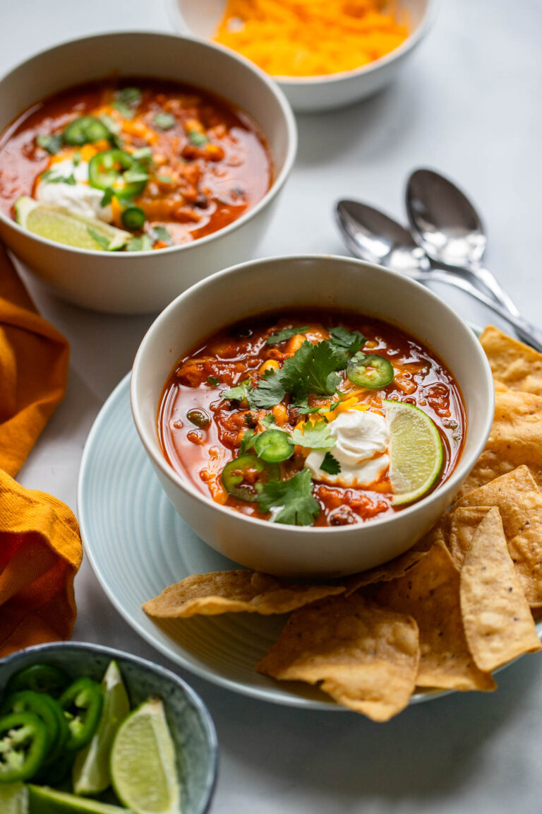 Southwestern Chicken Soup (Low-Calorie + Easy)