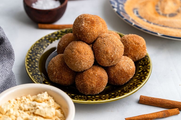 snickerdoodle protein balls on plate