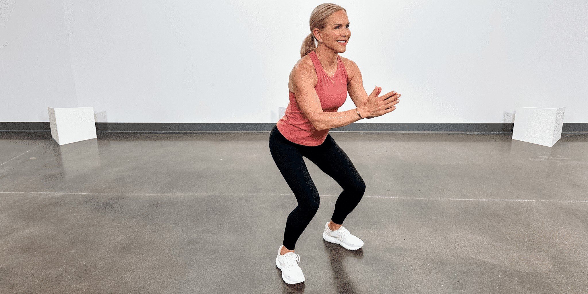 woman doing leg exercises for bad knees standing up