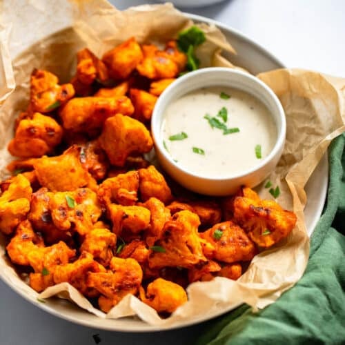 healthy buffalo cauliflower bites