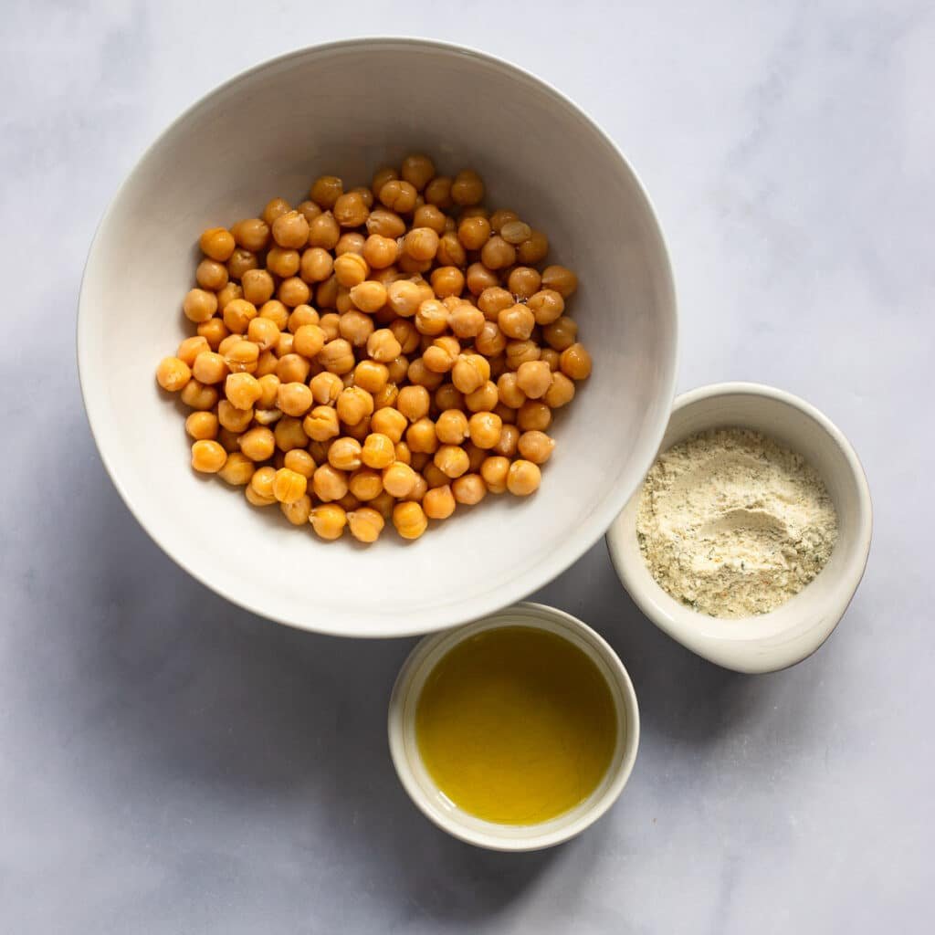 raw ingredients for crispy roasted chickpeas recipe