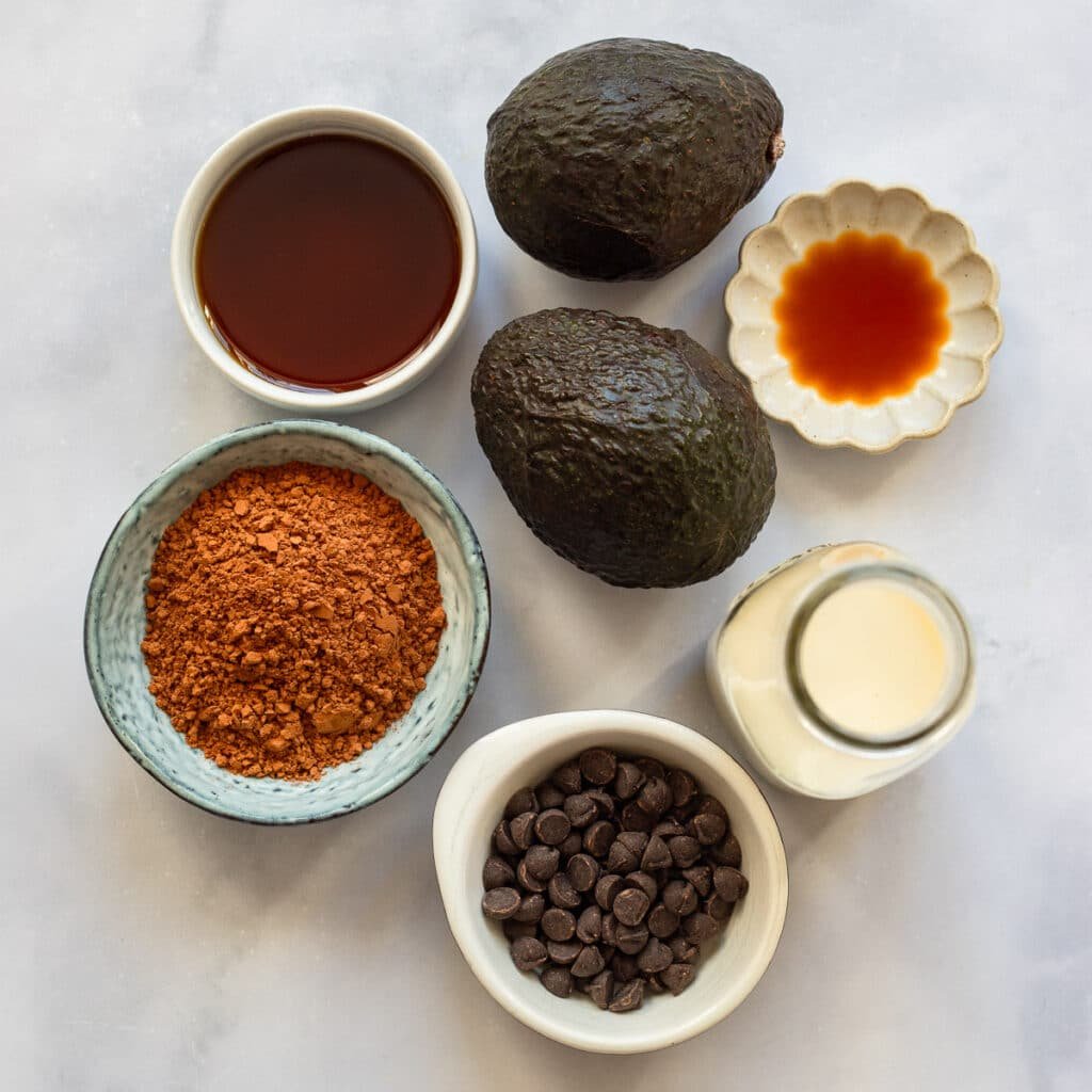 raw ingredients to make healthy avocado pudding