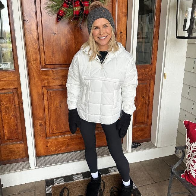 Woman wearing Baleaf fleece-lined Amazon leggings for cold weather walking and outdoor wear