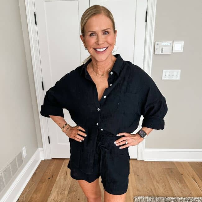 Lightweight matching cover-up set for pool and beach vacations